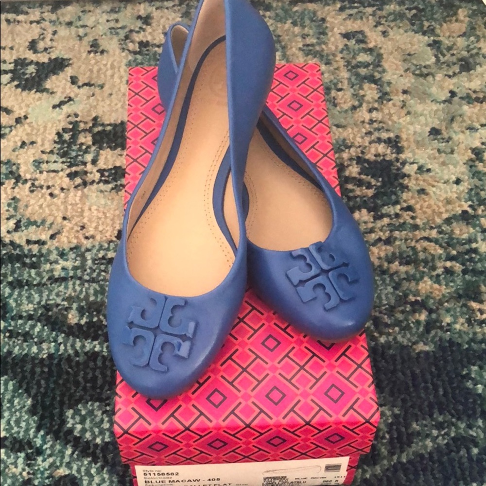 New in box Tory Burch Lowell flat